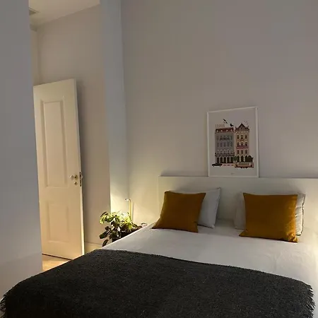 Habitación en casa particular Quarto Com Wc Privativo Em Casa Partilhada